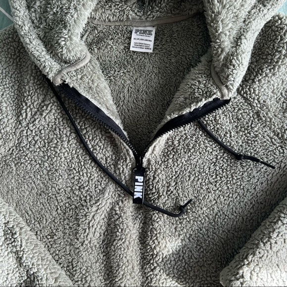 PINK Sherpa **MOVING SALE EVERYTHING MUST GO** - Picture 4 of 7